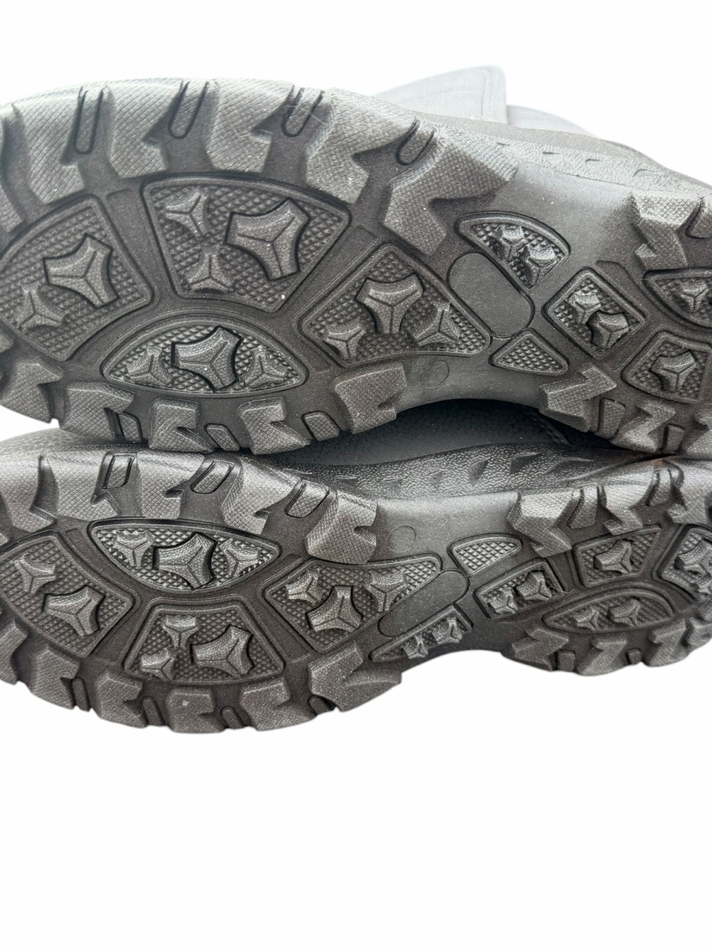 Lands End Expedition Men’s Waterproof Insulated Slip On Winter Boots Gray NWOB 9 - Picture 5 of 6